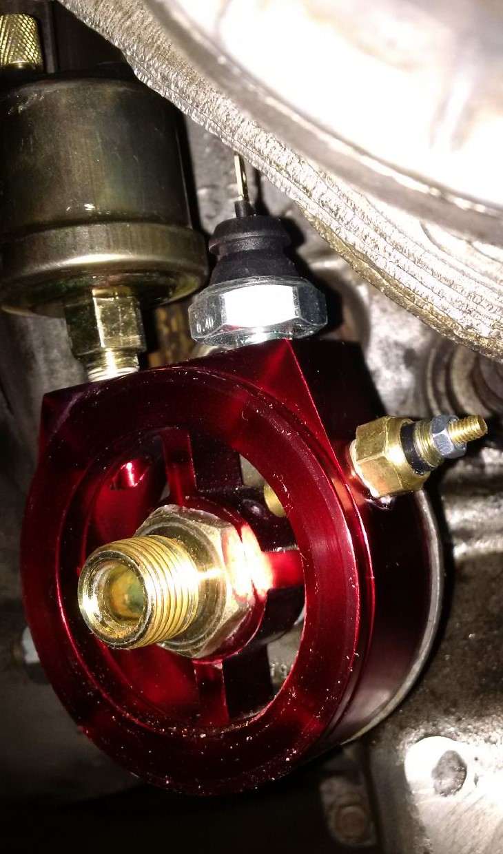 Oil adaptor in place (2).jpg