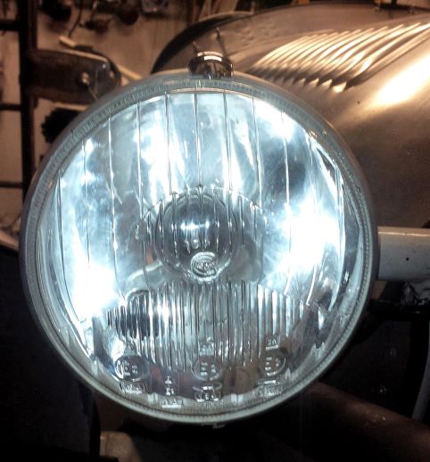 valeo headlamp 4.jpg