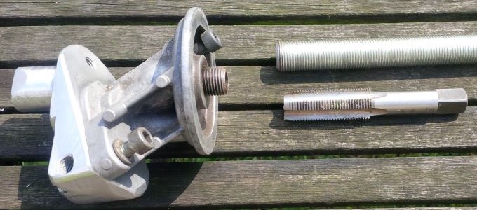 Oil filter fixture Thumbnail.jpg